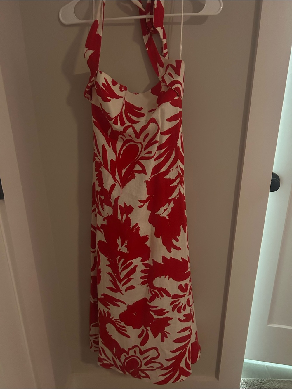 Zara Red and White Halter Floral Midi Dress - Picture 3 of 4
